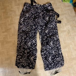 Snowboard pants